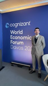 Consultant LANE au Cognizant lounge